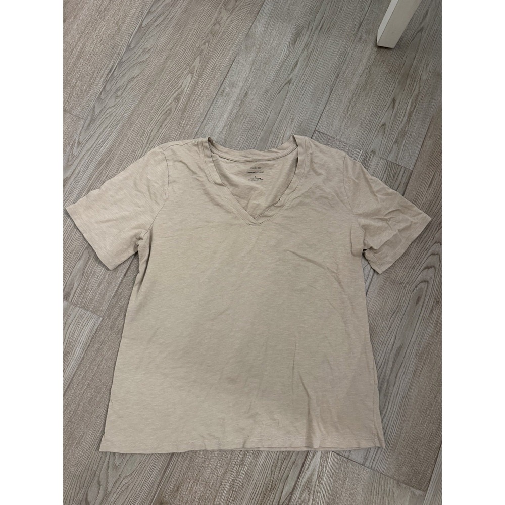 Banana Republic Malibu Tee Women's Solid Beige V-Neck Short Sleeve T-Shirt L
